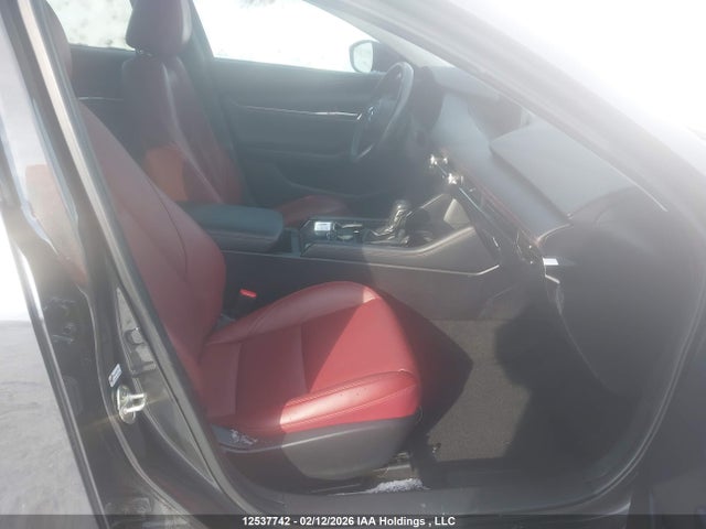 3MZBPBDY5NM310680 Mazda Mazda3 Gt W/turbo