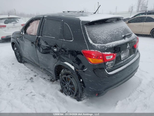 JA4AJ3AU4GZ606602 Mitsubishi RVR SE