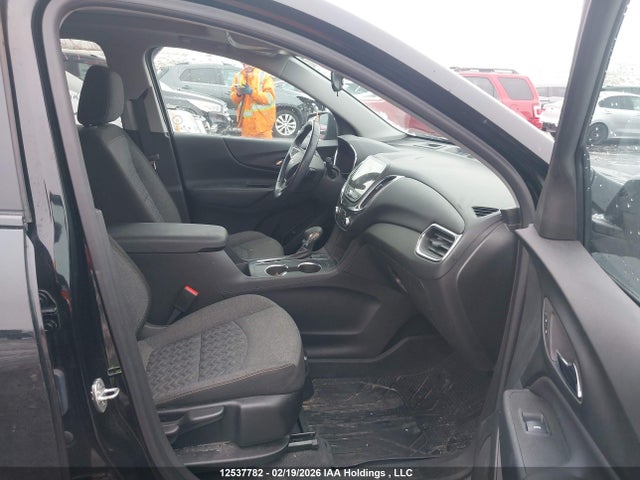 3GNAXUEV5NL283931 Chevrolet Equinox