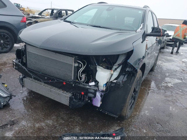 3GNAXUEV5NL283931 Chevrolet Equinox