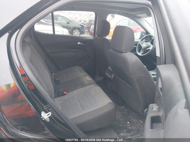 3GNAXUEV5NL283931 Chevrolet Equinox