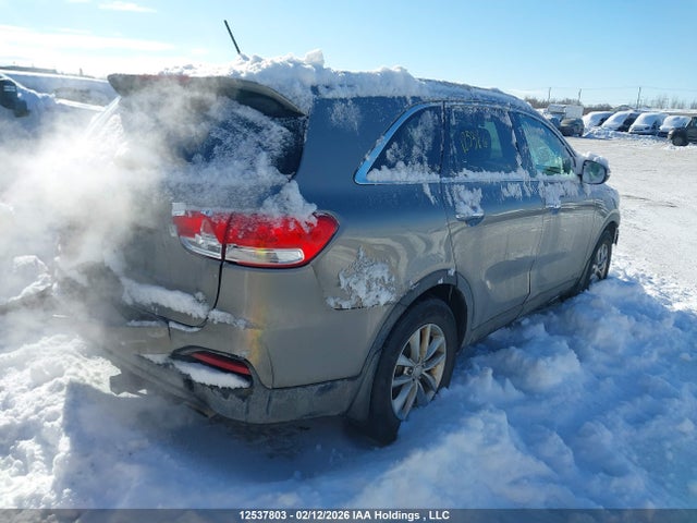 5XYPGDA57GG114819 KIA Sorento Lx/l