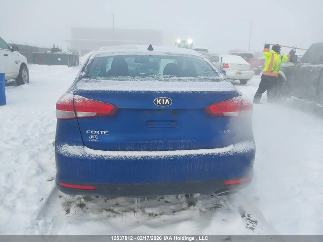 3KPFL4A80JE188735 KIA Forte Ex/ex Luxury/ex+