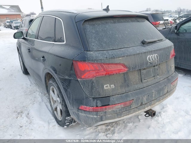 WA1ANAFY1J2120446 Audi Q5 PREMIUM