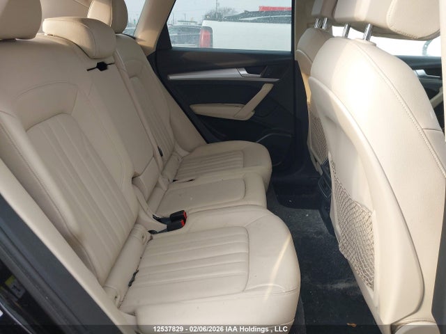 WA1ANAFY1J2120446 Audi Q5 PREMIUM