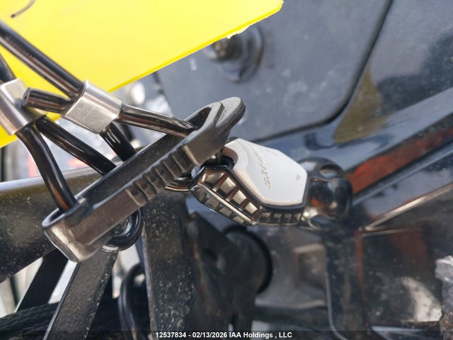 2BPSMBJA6JV000275 Skidoo Skidoo.