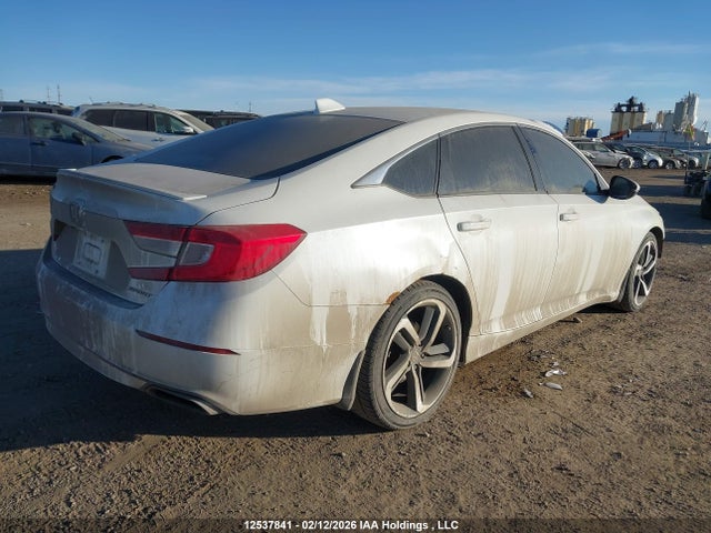 1HGCV1F33JA802772 Honda Accord Sport