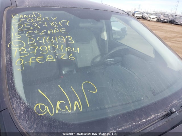 1FMCU9GX8FUB76493 Ford ESCAPE SE
