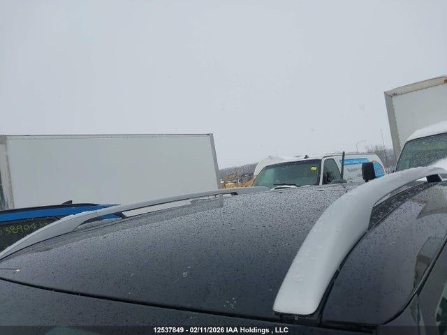 KMHRC8A37SU387661 Hyundai Venue Sel/limited