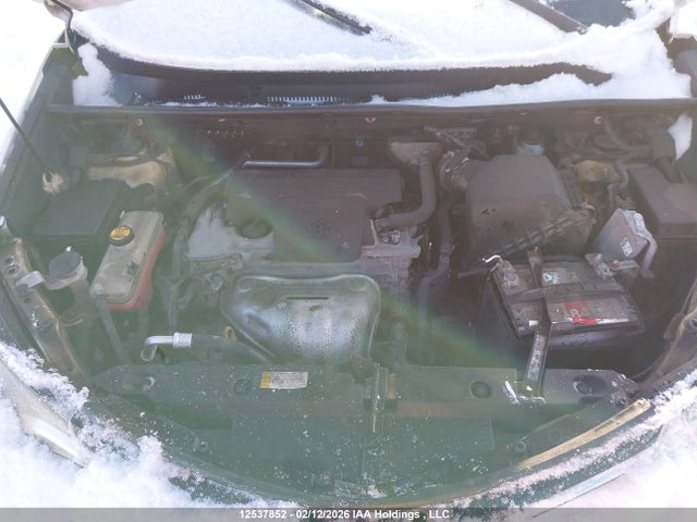 2T3ZFREVXHW328144 Toyota RAV4 LE