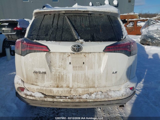 2T3ZFREVXHW328144 Toyota RAV4 LE