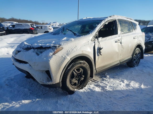 2T3ZFREVXHW328144 Toyota RAV4 LE