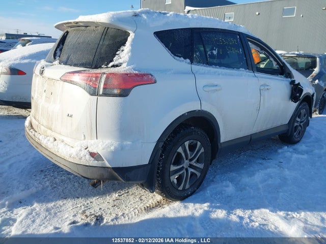 2T3ZFREVXHW328144 Toyota RAV4 LE