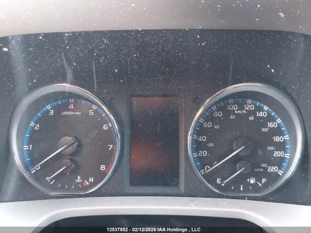 2T3ZFREVXHW328144 Toyota RAV4 LE