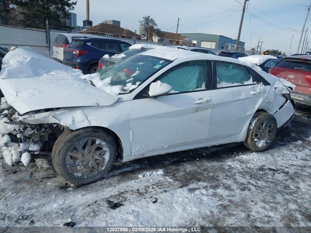 KMHLM4DG5SU003242 Hyundai Elantra Sel Sport