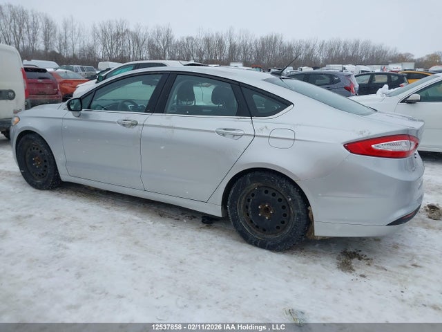 3FA6P0H77FR147938 Ford FUSION SE