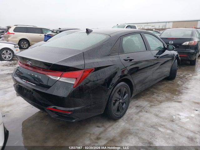 KMHLM4AGXNU353992 Hyundai Elantra Preferred Ivt