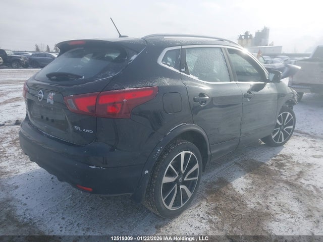 JN1BJ1CR9JW257598 Nissan Qashqai S/sl/sv