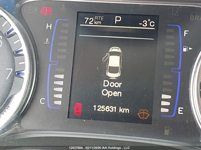 Chrysler 200 LX 2015 1C3CCCFB2FN735125 Image 16