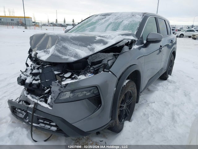 JN8BT3AB4RW285673 Nissan ROGUE S