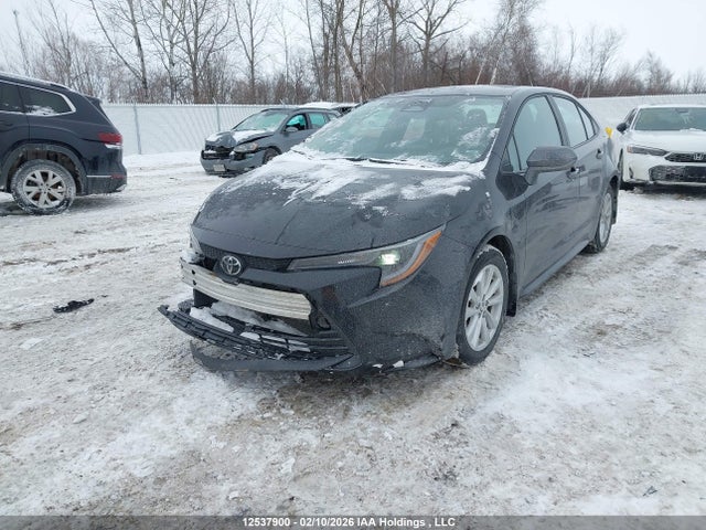 Toyota COROLLA LE 2025 5YFB4MDE4SP340058 Image 2