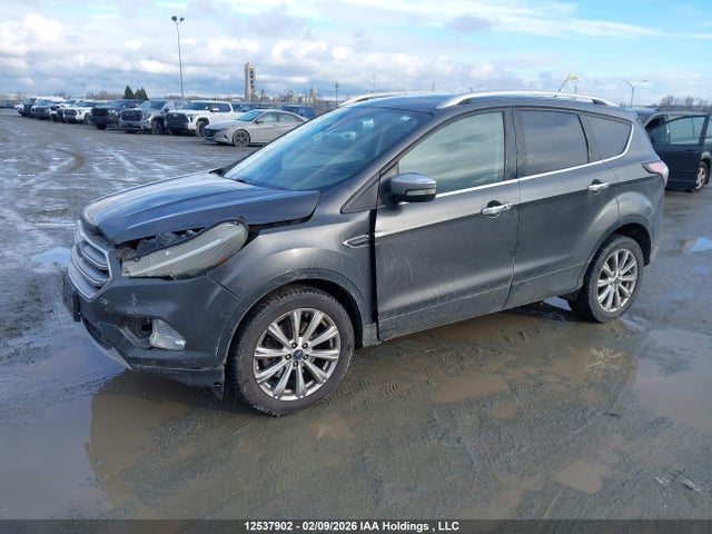 1FMCU9J93HUD68403 Ford Escape Titanium