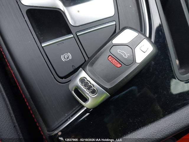 WAUFNAF42JA028175 Audi A4 Prestige