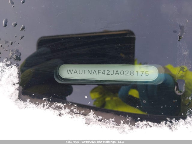 WAUFNAF42JA028175 Audi A4 Prestige