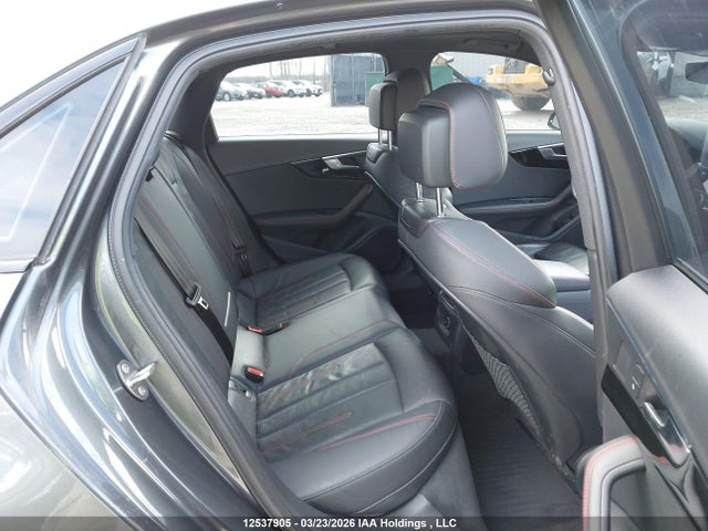 WAUFNAF42JA028175 Audi A4 Prestige