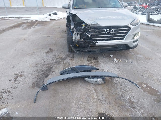 KM8J3CAL3LU097628 Hyundai Tucson Luxury
