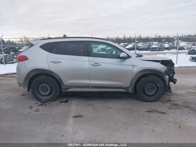 KM8J3CAL3LU097628 Hyundai Tucson Luxury