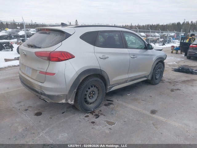 KM8J3CAL3LU097628 Hyundai Tucson Luxury