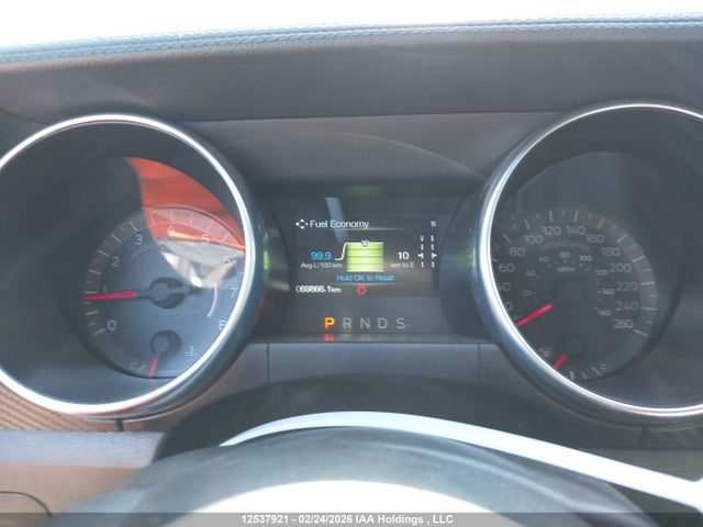 1FATP8UH5P5104235 Ford Mustang