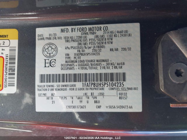 1FATP8UH5P5104235 Ford Mustang