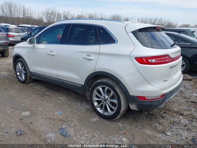 5LMCJ3D98JUL14616 Lincoln Mkc Reserve