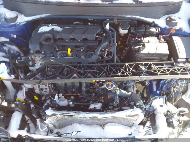 KMHRB8A38TU418842 Hyundai Venue Essential W/two-tone