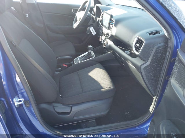 KMHRB8A38TU418842 Hyundai Venue Essential W/two-tone