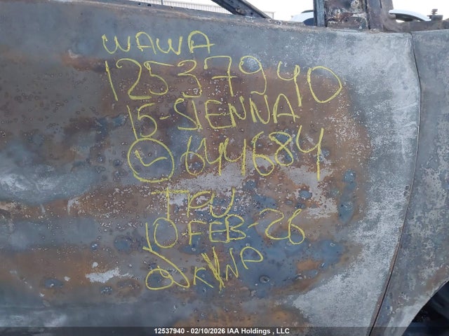 5TDKK3DCXFS644684 Toyota Sienna Le V6