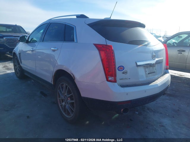 3GYFNGE30FS586668 Cadillac Srx Premium