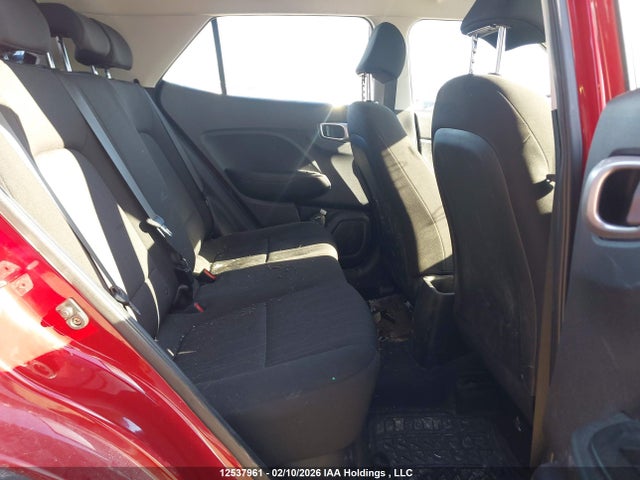 KMHRB8A34MU096976 Hyundai Venue Se