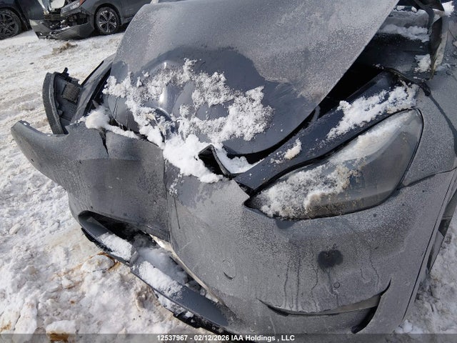 Tesla Model Y 2022 7SAYGDEF9NF375142 Image 6