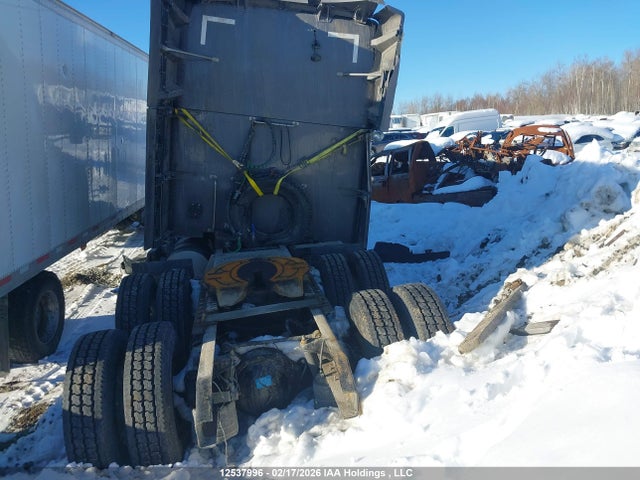 1XKYDP9X6PJ999880 Kenworth T680