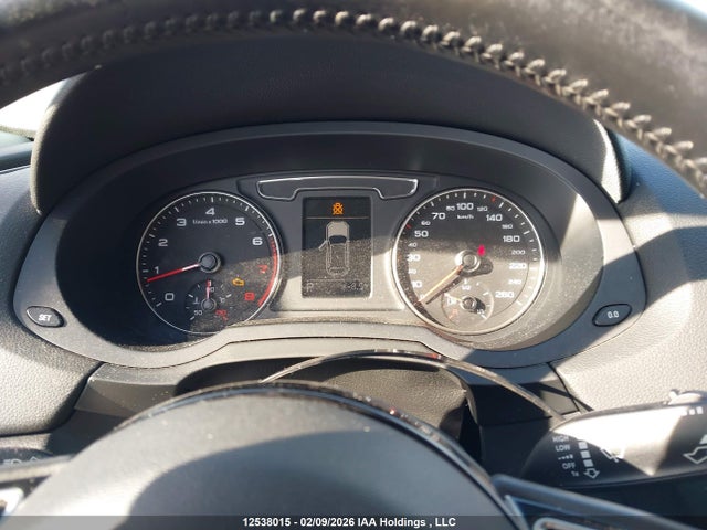 WA1EFCFS8GR016185 Audi Q3 2.0t Komfort