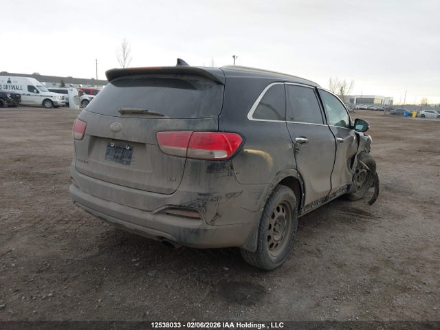 5XYPGDA5XJG370573 KIA Sorento Lx/l