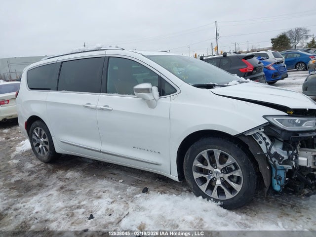 Chrysler Pacifica Plug-in Hybrid Pinnacle 2024 2C4RC1N76RR115425 Image 12