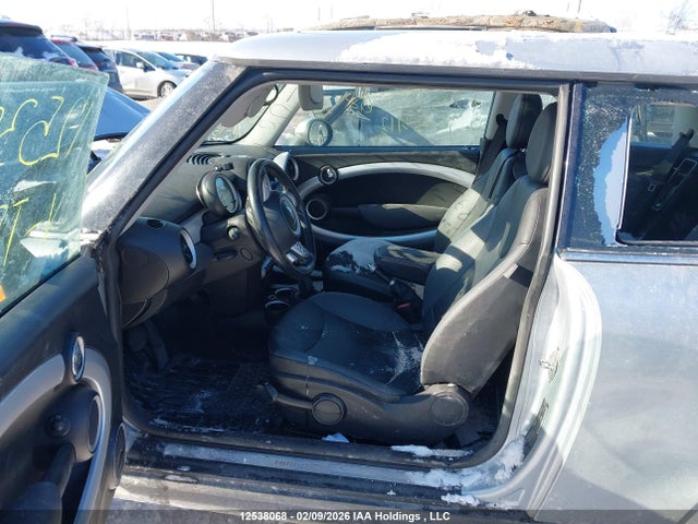 Продажа на аукционе авто 2007 Mini Cooper, vin: WMWMF33527TT55413, номер лота: 12538068