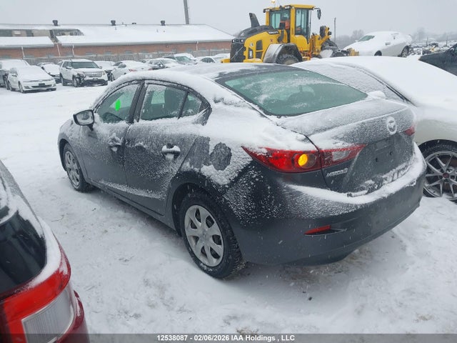 3MZBN1U75JM242429 Mazda 3 SPORT