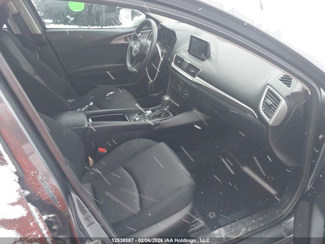 3MZBN1U75JM242429 Mazda 3 SPORT