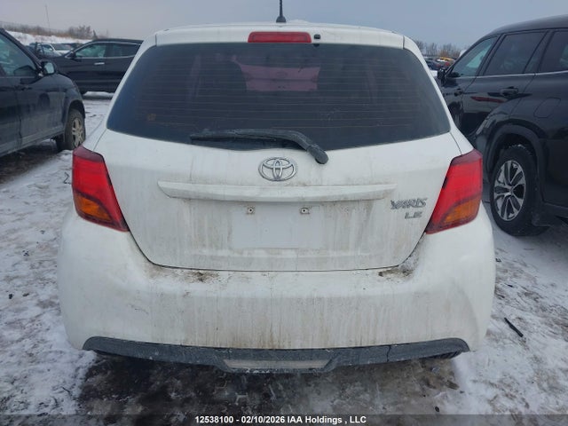 12538100 :رقم المزاد ، VNKKTUD32FA017713 vin ، 2015 Toyota Yaris مزاد بيع