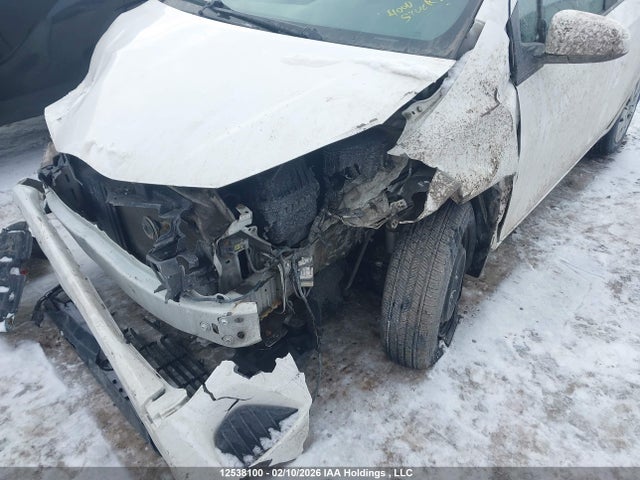 12538100 :رقم المزاد ، VNKKTUD32FA017713 vin ، 2015 Toyota Yaris مزاد بيع